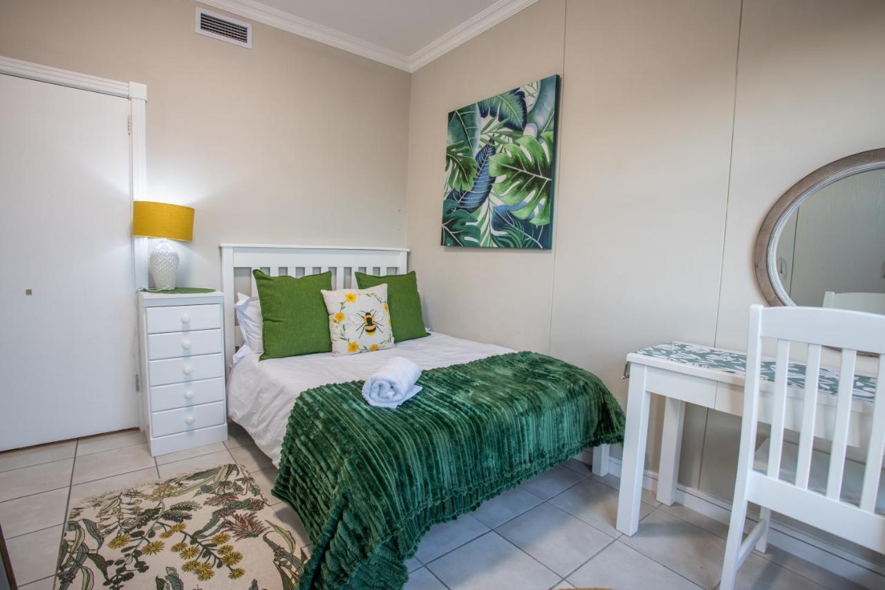 Stay At The Point - Triumphant Tropical Tranquility Durban Exterior foto